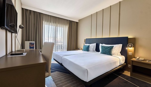 Premium Room, 1 Double Bed, Non Smoking (Lateral Ocean View)