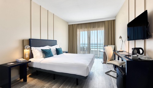 Premium Room, 1 Double Bed, Non Smoking, Oceanfront