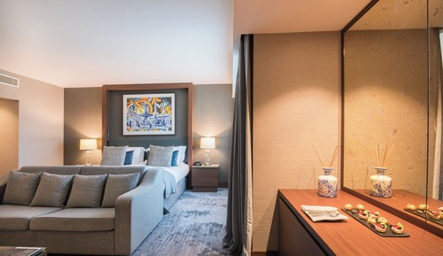 Junior Suite, 1 King Bed, Park View
