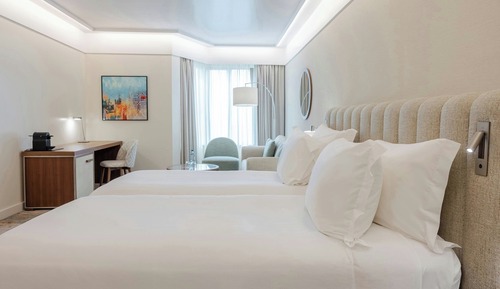 Junior Suite, Twin (High Floor)