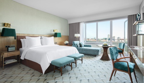 Premier Room, 1 King Bed, Park View