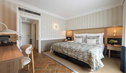 Superior Room, Garden View