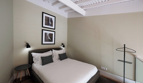 Suite, City View