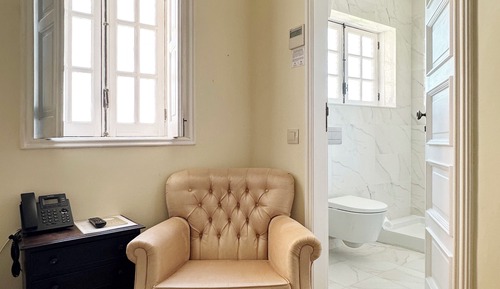 Classic Single Room