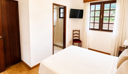 Double Room, Mountain View