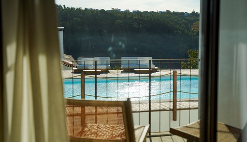 Deluxe Suite, Balcony, Pool View