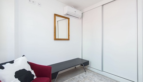 1st floor right - Janelas da Vizinha