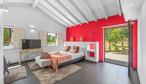 Deluxe Double Room, 1 Queen Bed, Pool View
