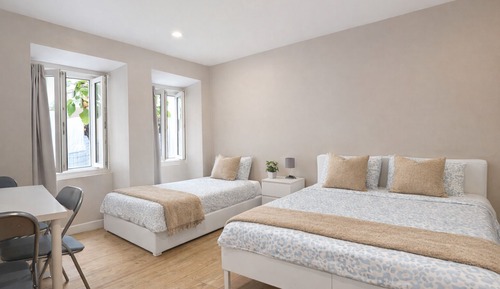 Triple Room