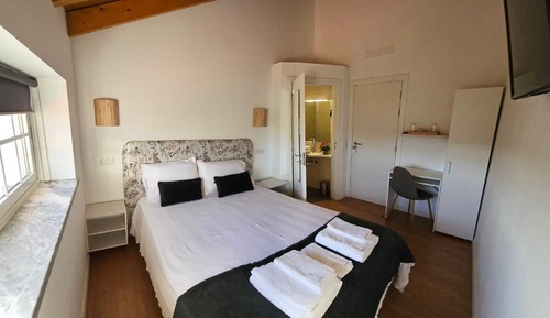 Quarto 4 Duplo vista jardim.