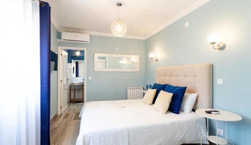 Suite, Pool Access, Pool View
