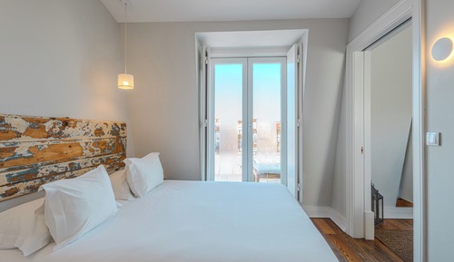 River View Terrace Apartments Three Bedrooms