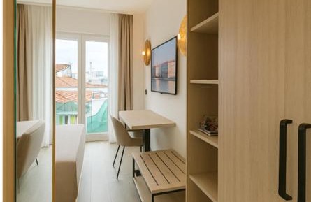 Superior Terrace