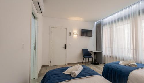 Twin Room with Private Bathroom