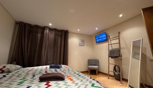 Twin Room with Private Bathroom
