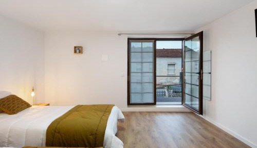 Double Room with Mountain View
