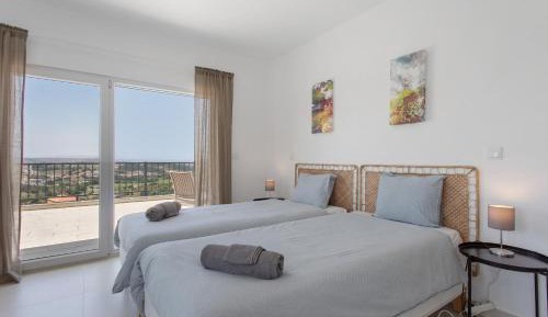 Double Room with Mountain View