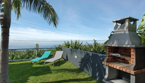 Two-Bedroom Deluxe Apartment with Ocean View