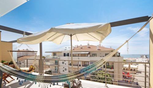 Three-Bedroom Premium Apartment with Balcony