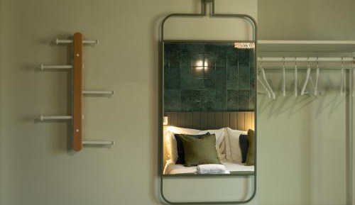 Three-Bedroom Apartment with Balcony
