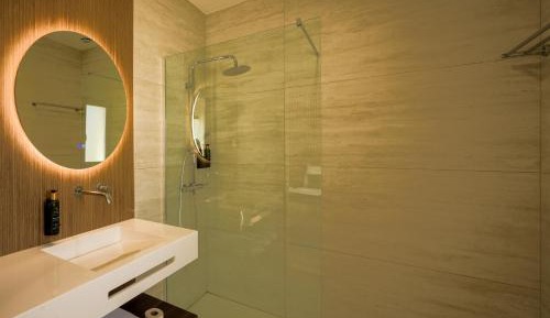Double Room with Pool View