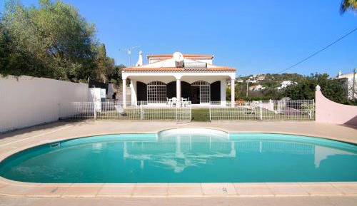 Villa with Garden View
