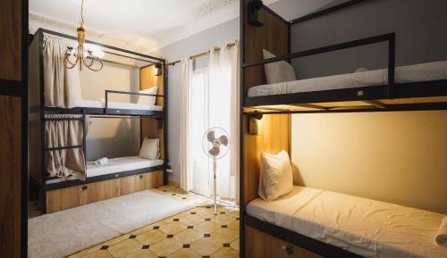 Bunk Bed in Mixed Dormitory Room