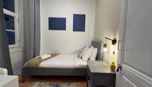 Single Room with Shared Bathroom