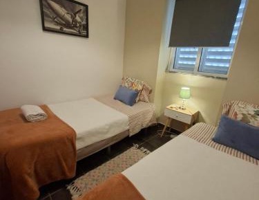 Standard Twin Room with Shared Bathroom