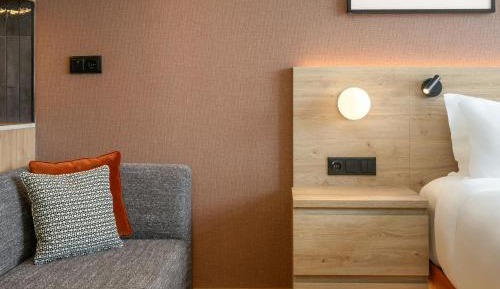 Twin Studio with Two Twin Beds and City View with High Floor