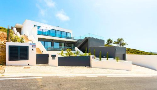 Villa - Beach Front