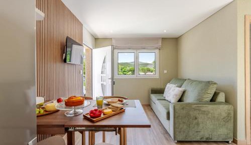 One-Bedroom Apartment with Terrace