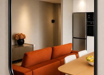 Deluxe One-Bedroom Apartment