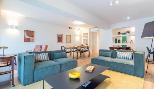 Three-Bedroom Apartment with Balcony