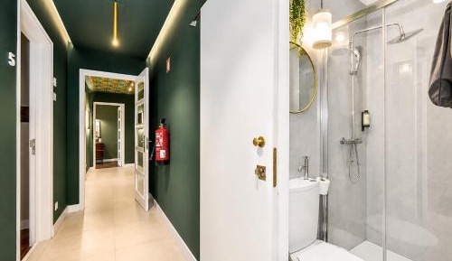 Twin Room With External Private Bathroom