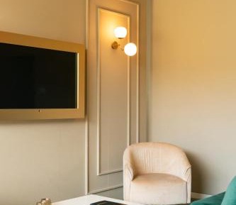 Suite with River View