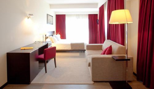 Suite - North