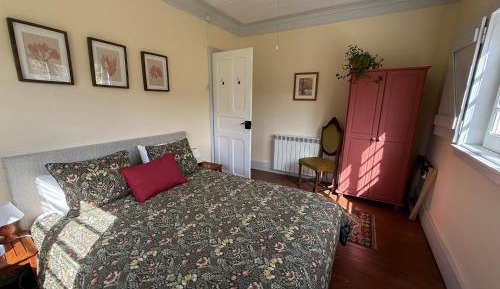 Queen Room with Garden View