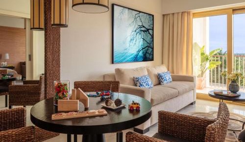 Two-Bedroom Family King Suite with Two Twin Beds