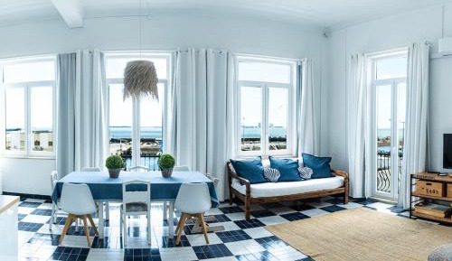 Two-Bedroom Deluxe Apartment with Harbor View