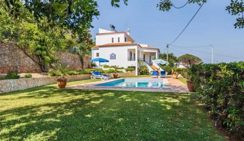 Villa with Garden View