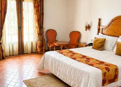 Double Room with Shared Balcony