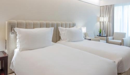 High Floor Standard Twin Room