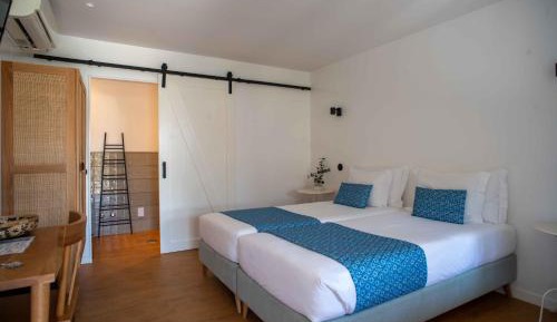 Double Room with Pool View