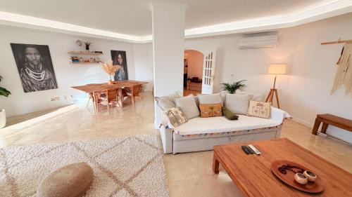 Two-Bedroom Apartment - Oceanfront 