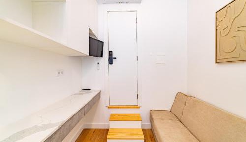 Studio - Split Level
