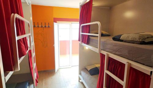 Bed in 4-Bed Mixed Dormitory Room