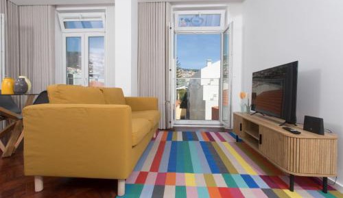 Two-Bedroom Deluxe Apartment with Balcony