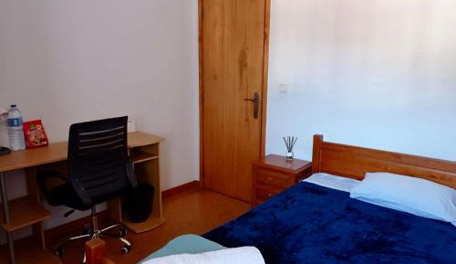 Queen Room with Shared Bathroom