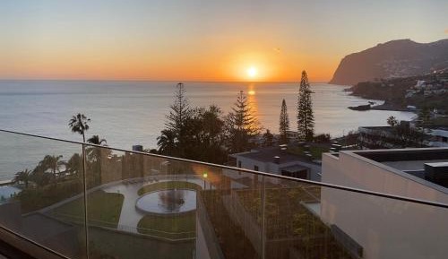 Family Two-Bedroom Apartment with View